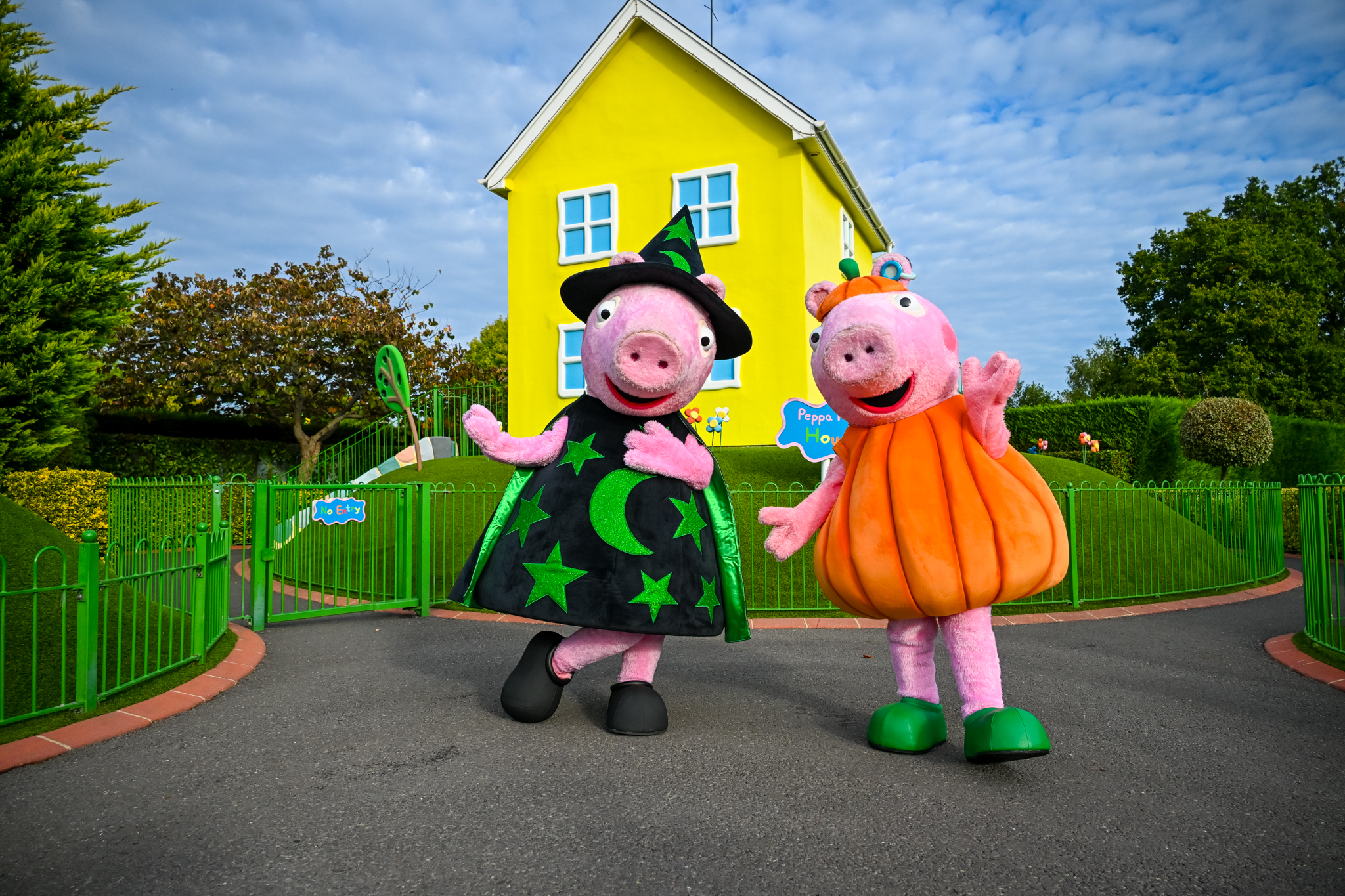 Peppa and George in their Halloween costumes at Peppa Pig World