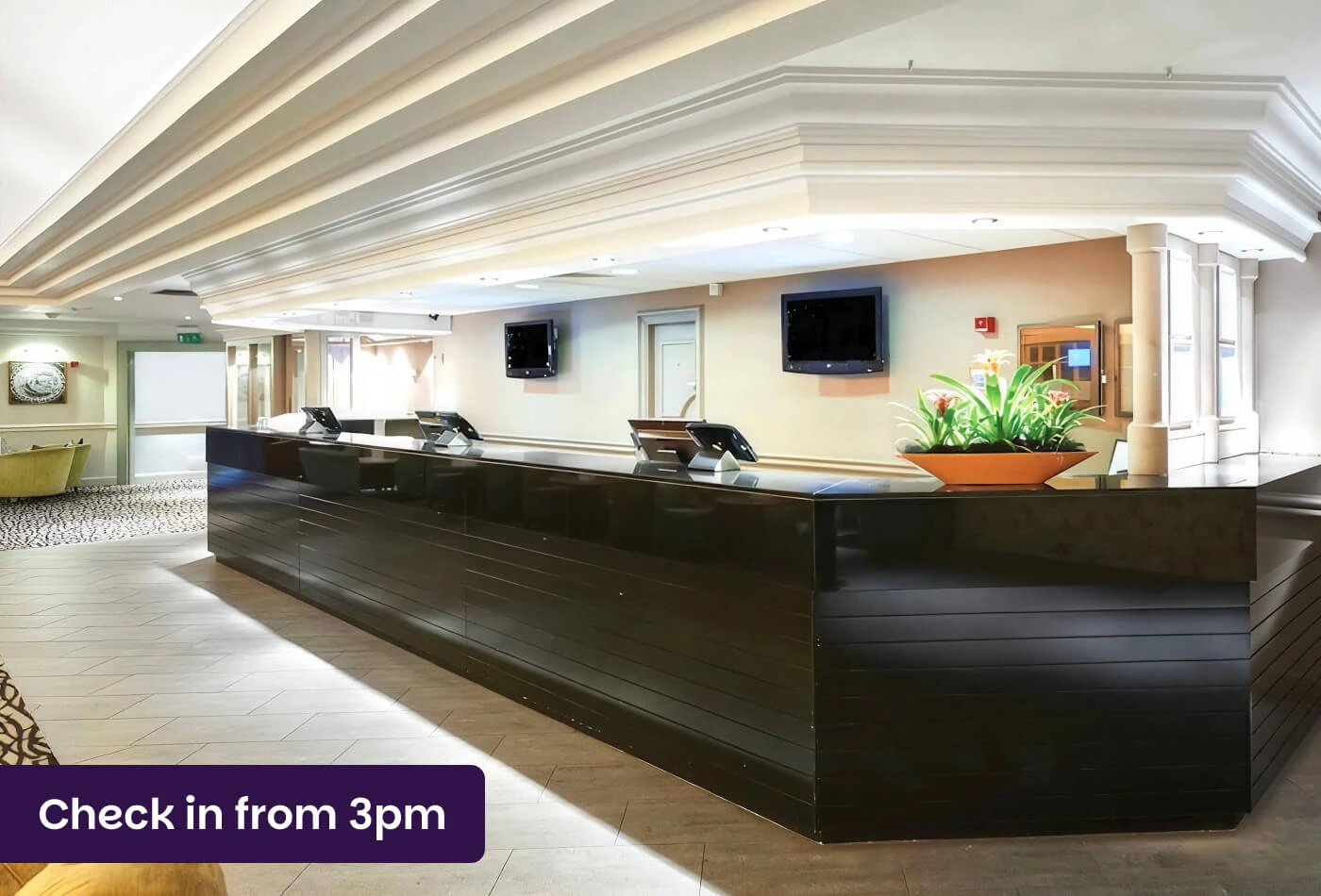 Reception and lobby at Orida Newbury Hotel