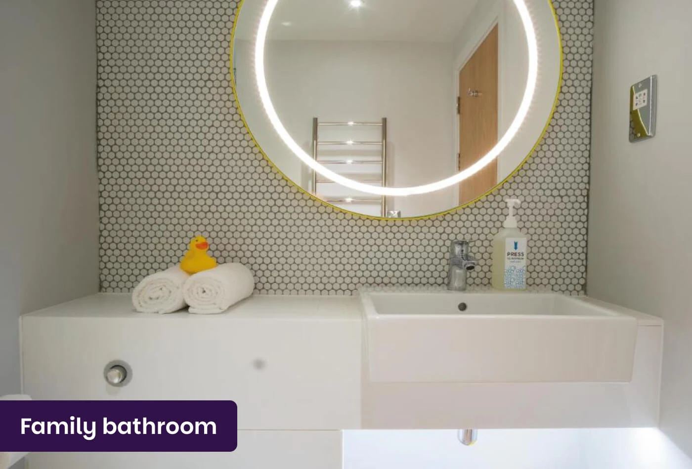 Family bathroom at Lodge at Solent
